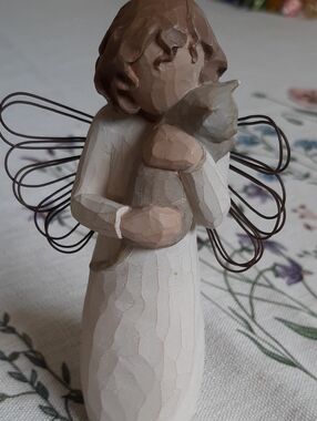 Willow Tree Angel Cat With Affection